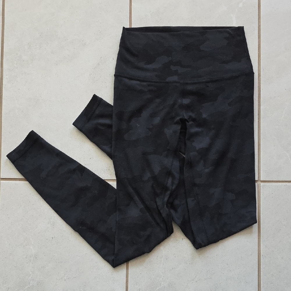Lululemon Align Leggings Size 4 Black Camoflauge